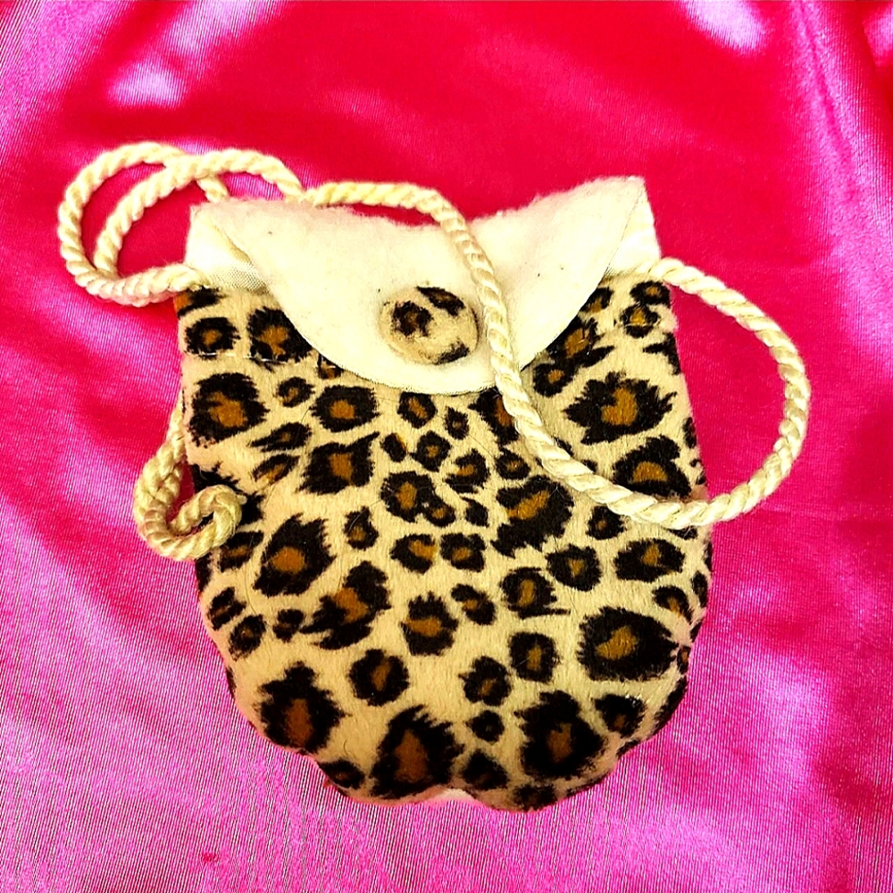 Cheetah Pouch